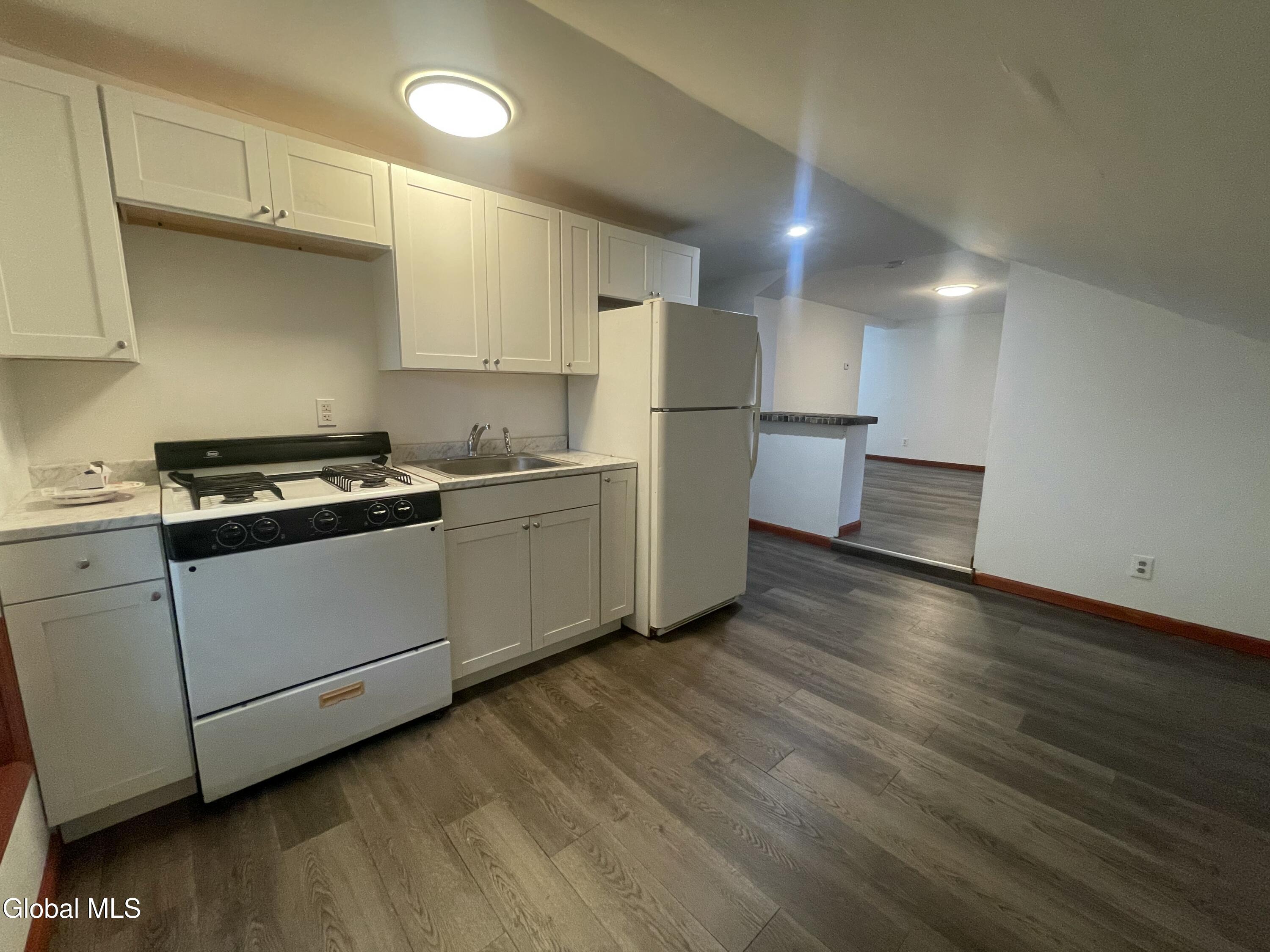 26 Grand Street Apt 2