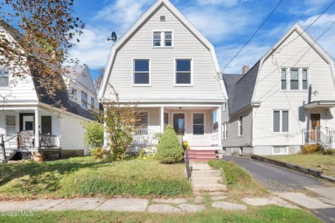 Photo of 108 Elmer Avenue, Schenectady, NY 12308 (MLS # 202527033)