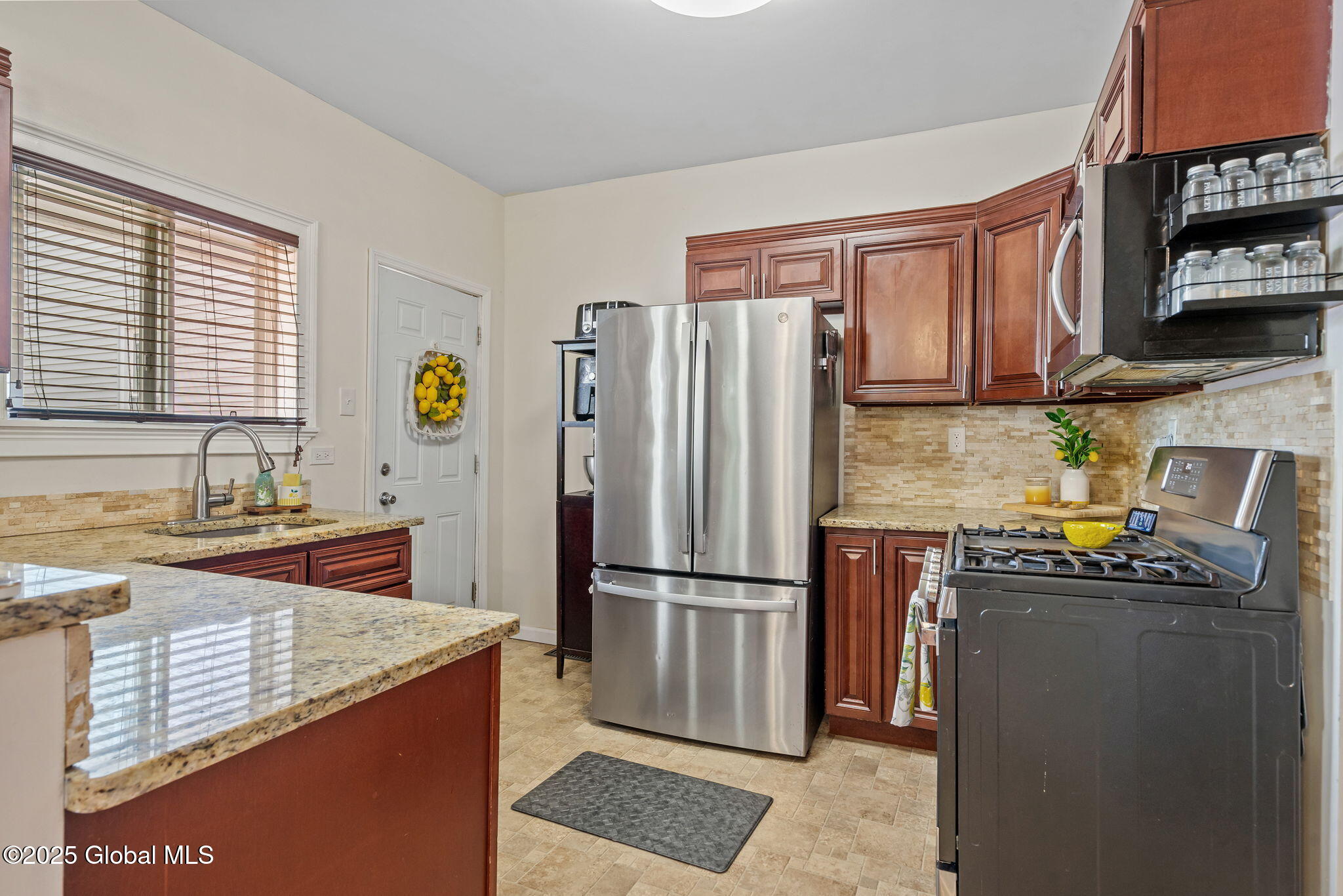 378 2nd Avenue, Albany, New York image 14