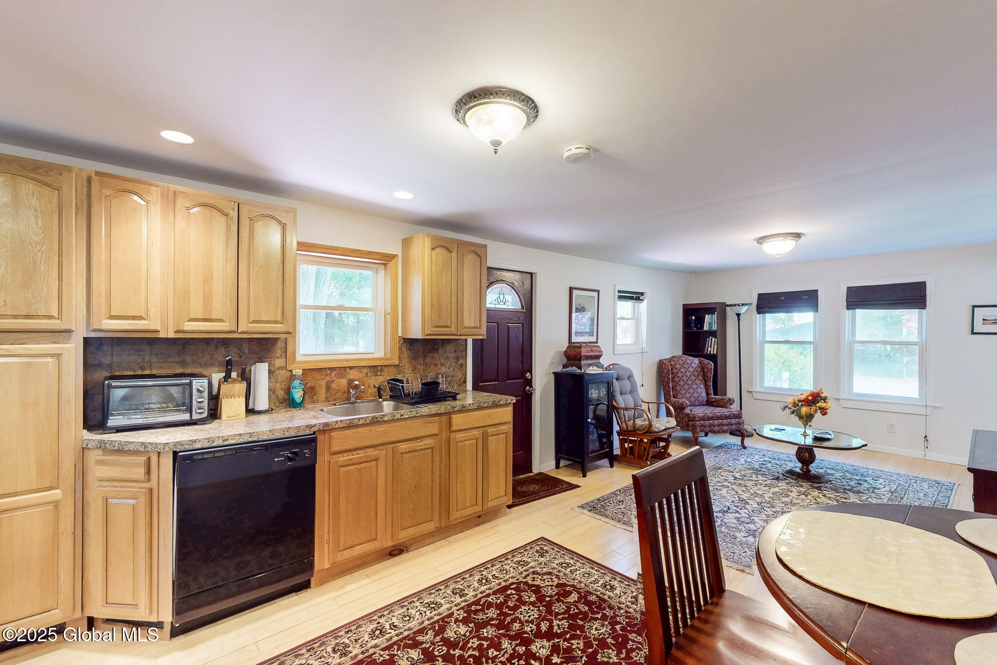 18 Marion Avenue, Saratoga Springs, New York image 5