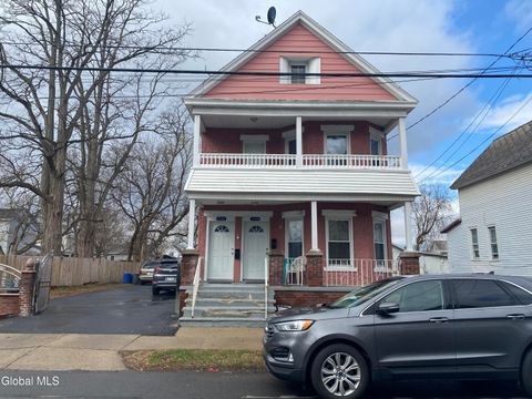 Photo of 1130 Pleasant Street, Schenectady, NY 12303 (MLS # 202614830)