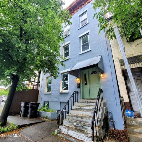 Apartment For Rent - 66 Hill Street #1<br/> Troy, NY 12180