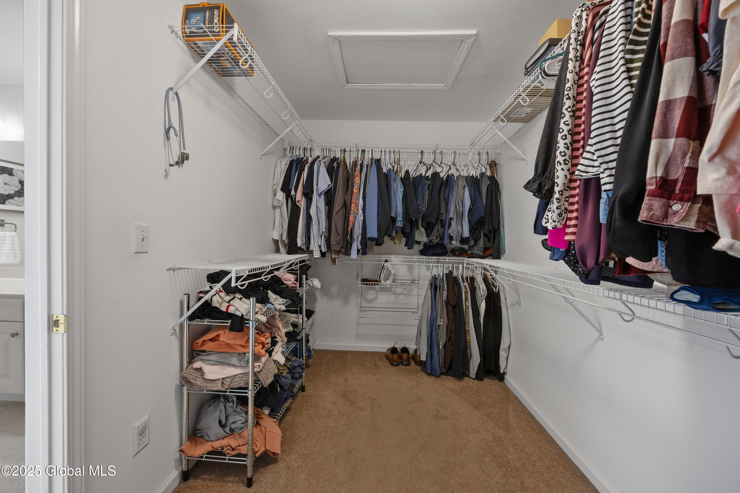 1B Applewood Drive, Ballston Lake, New York image 24