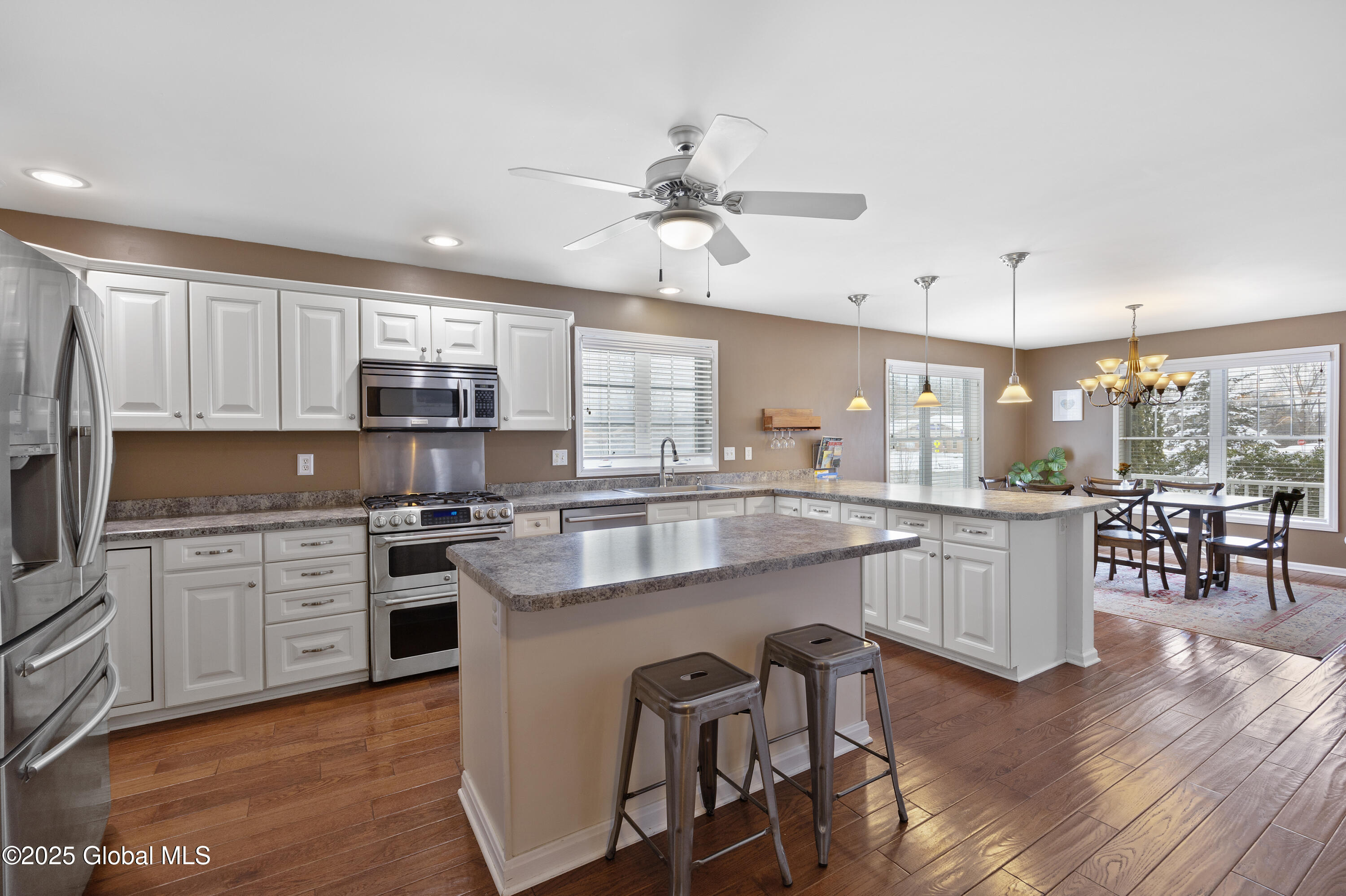 1B Applewood Drive, Ballston Lake, New York image 13