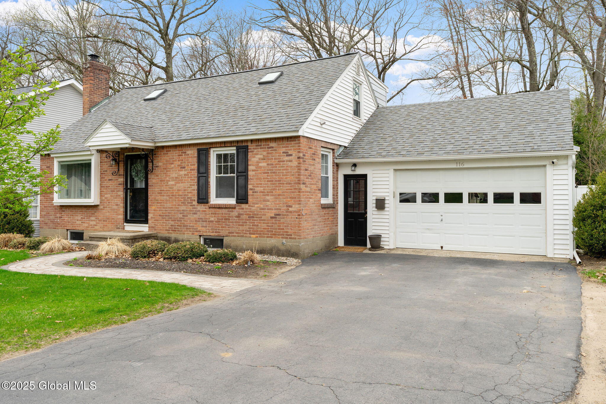 116 Willow Lane, Schenectady, New York image 3