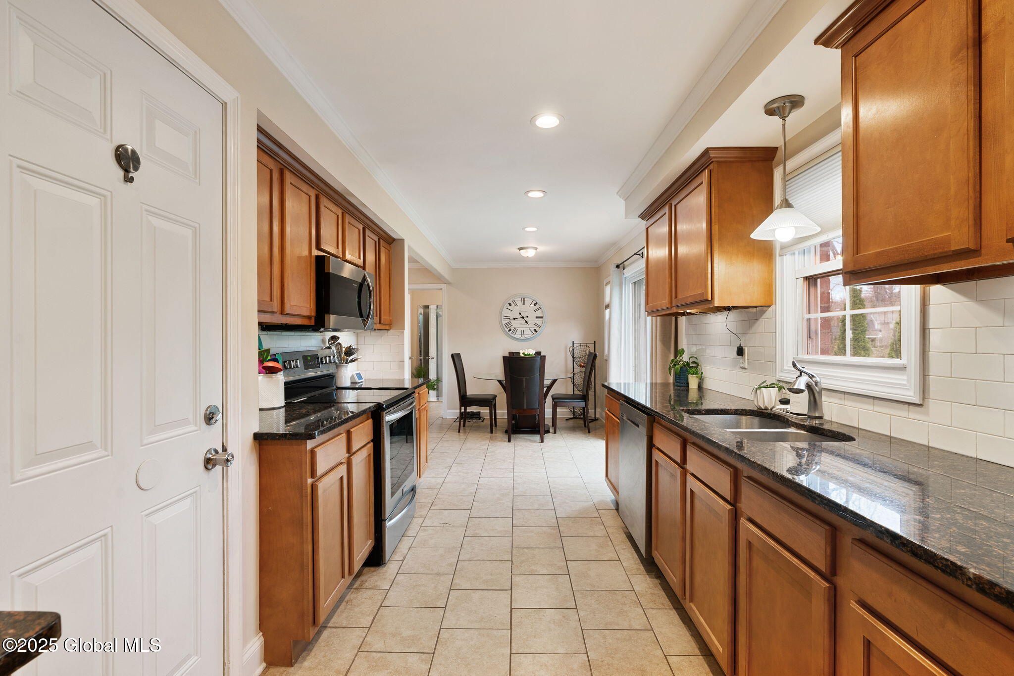 116 Willow Lane, Schenectady, New York image 13
