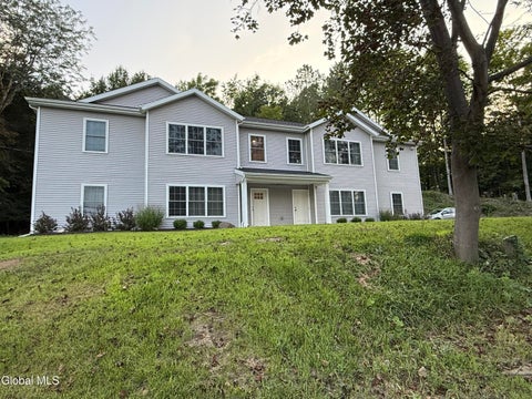 Apartment For Rent - 78 W Sand Lake Road #1.2<br/> Wynantskill, NY 12198