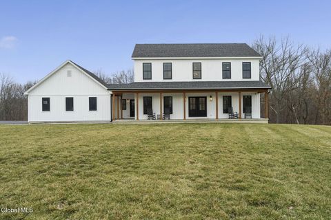 Homes For Sale - 875 Ridge Road<br/> Rensselaer, NY 12144