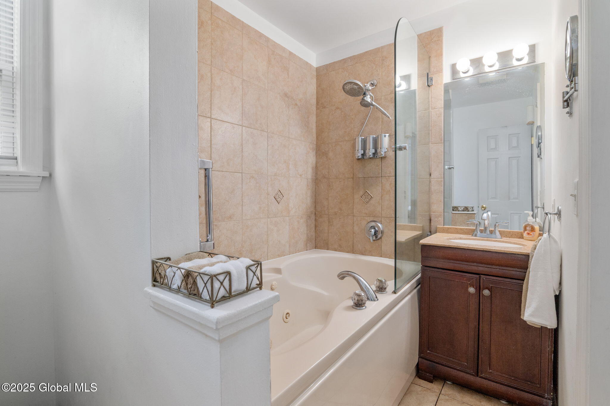 110 Trinity Place, Selkirk, New York image 23