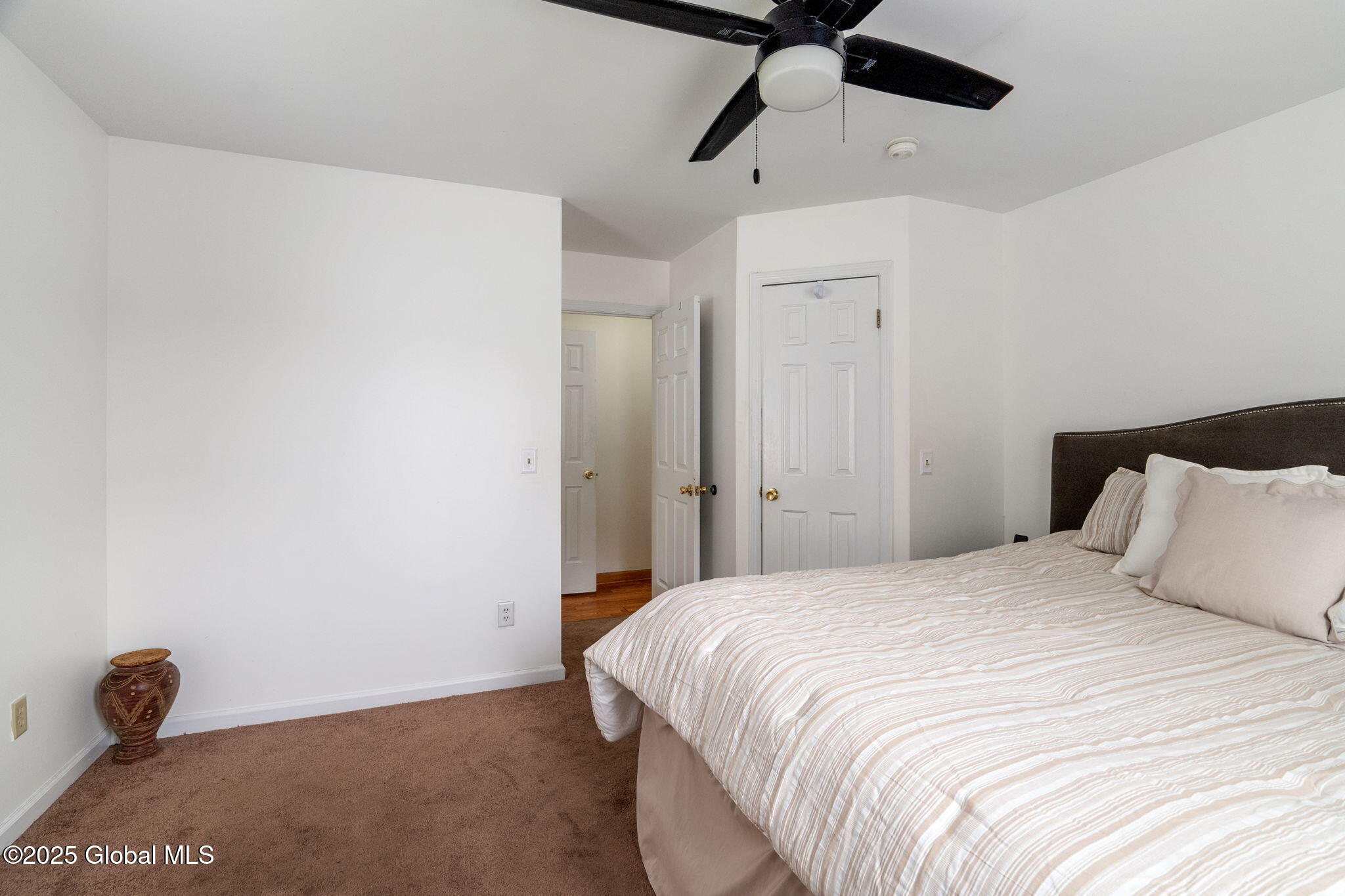110 Trinity Place, Selkirk, New York image 22