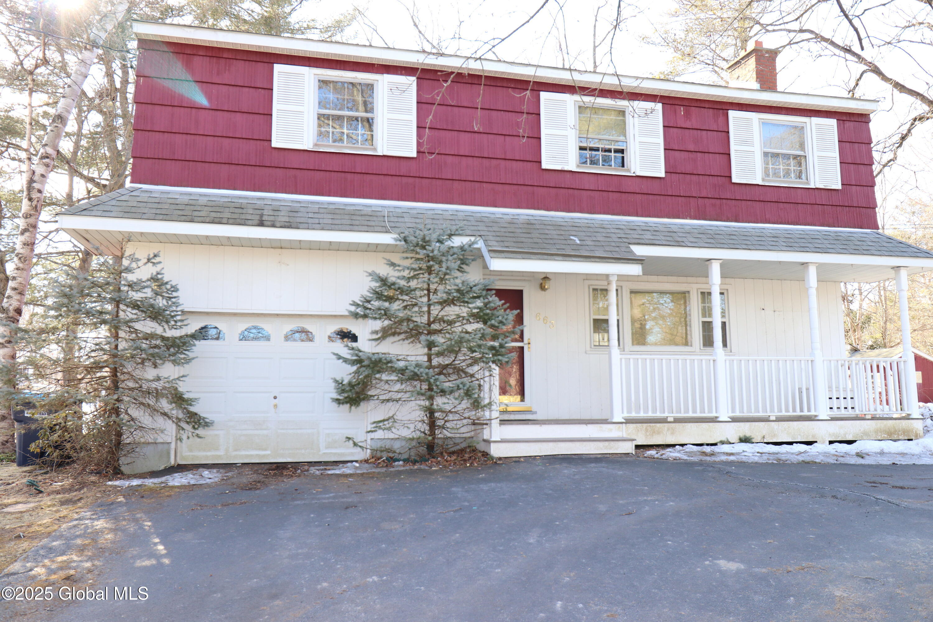 663 St Davids Lane, Niskayuna, New York image 37