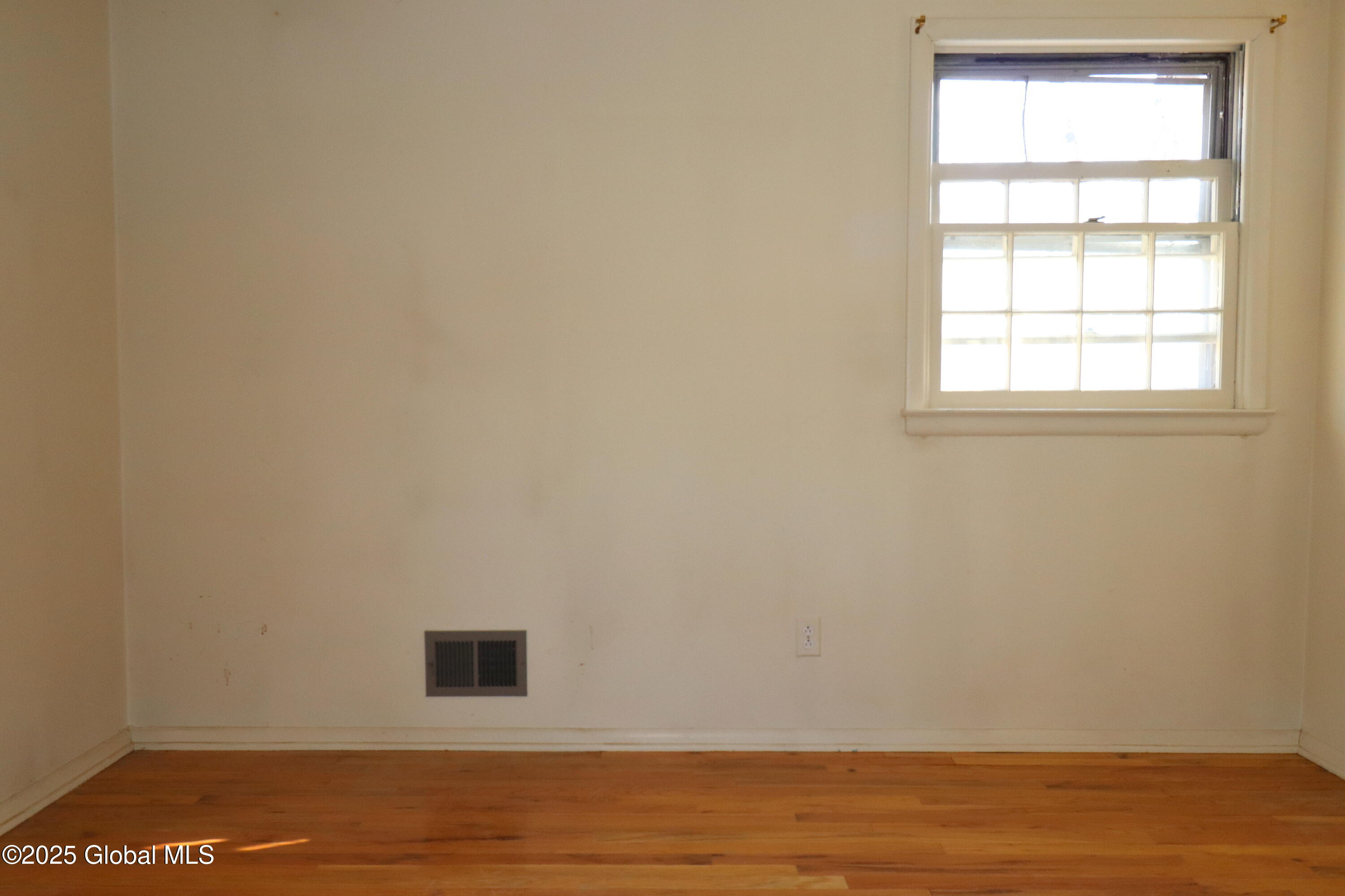 663 St Davids Lane, Niskayuna, New York image 15