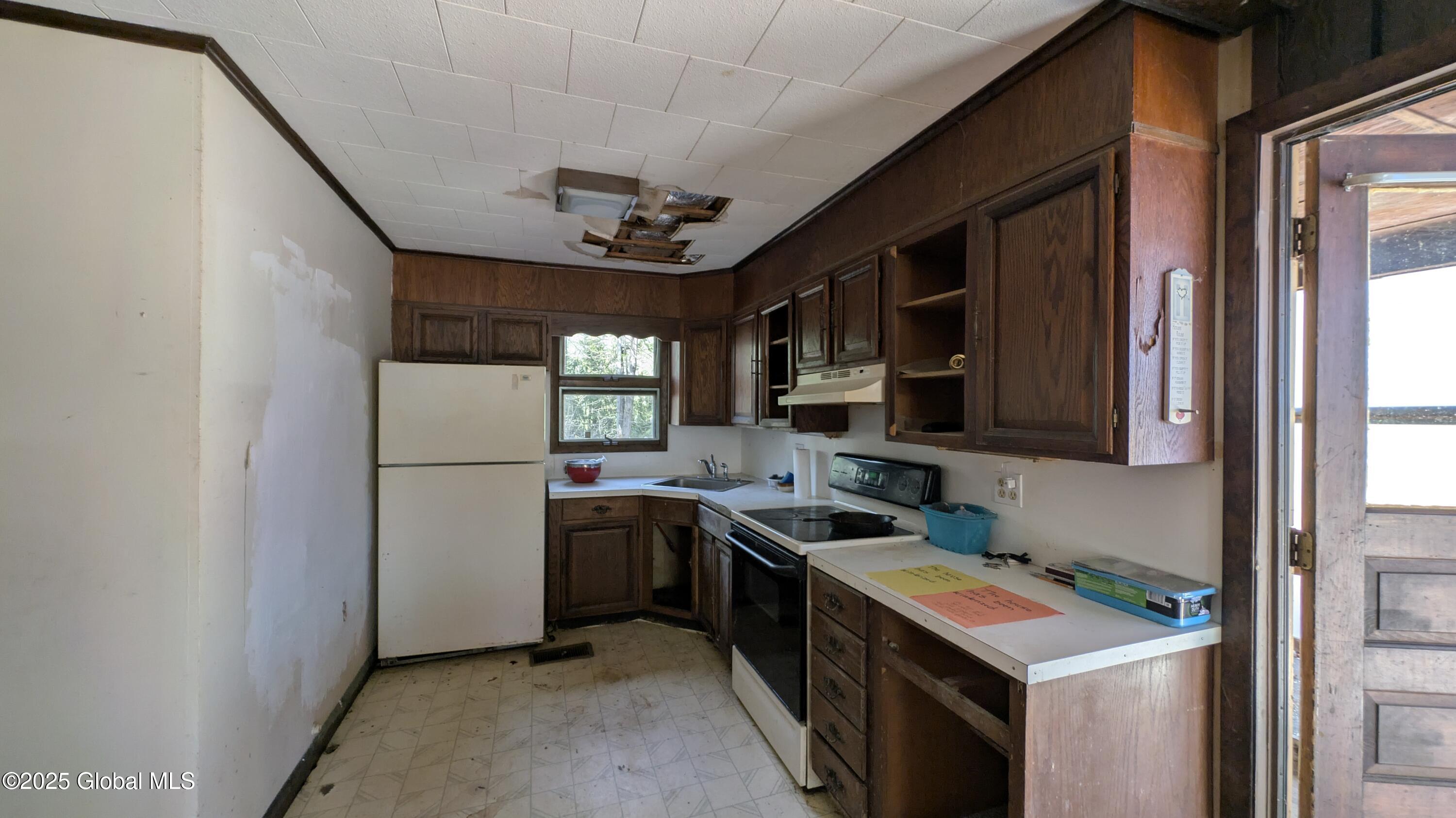 47 Davis Road, Schroon Lake, New York image 6