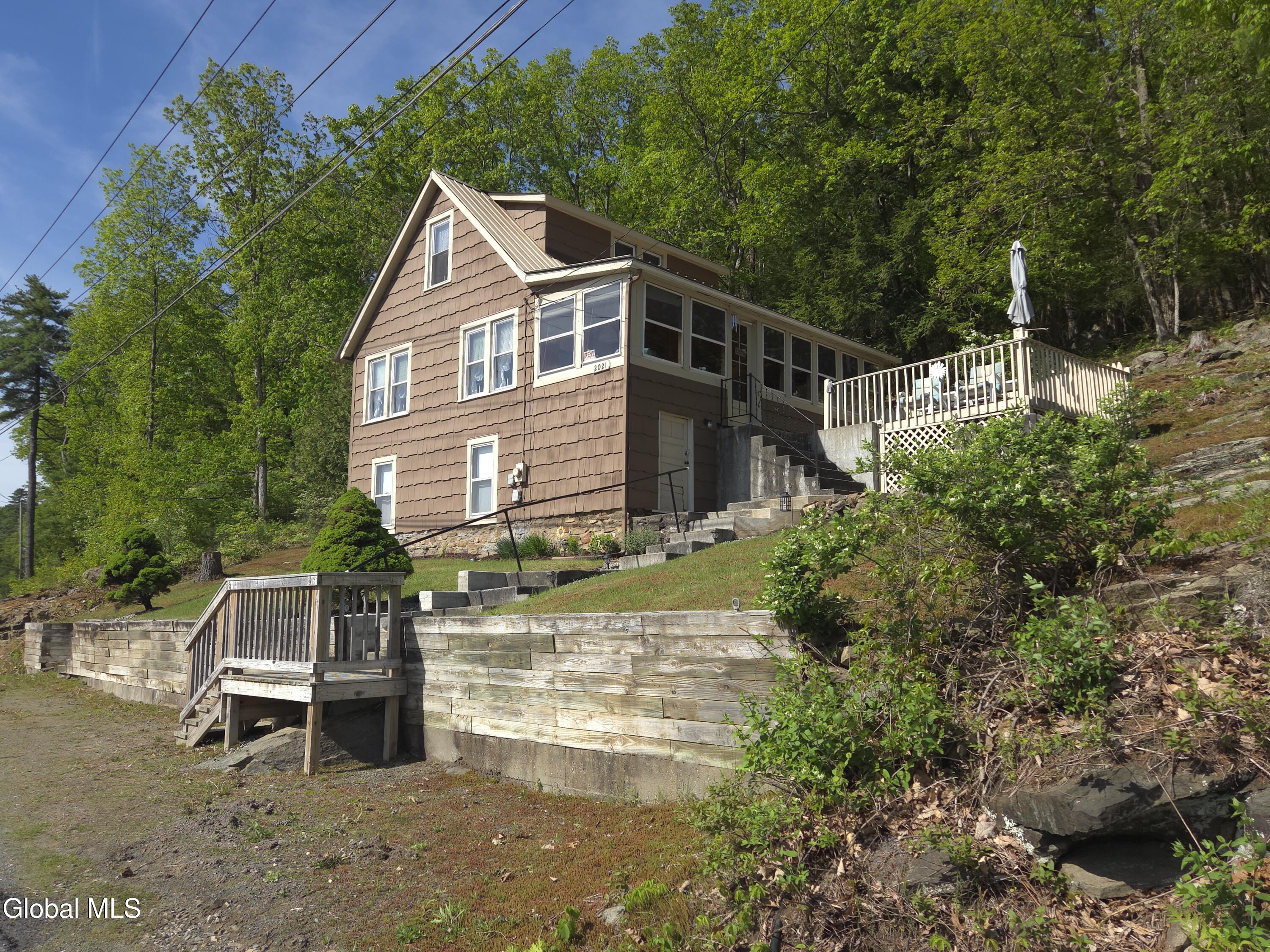 2021 Bay Road