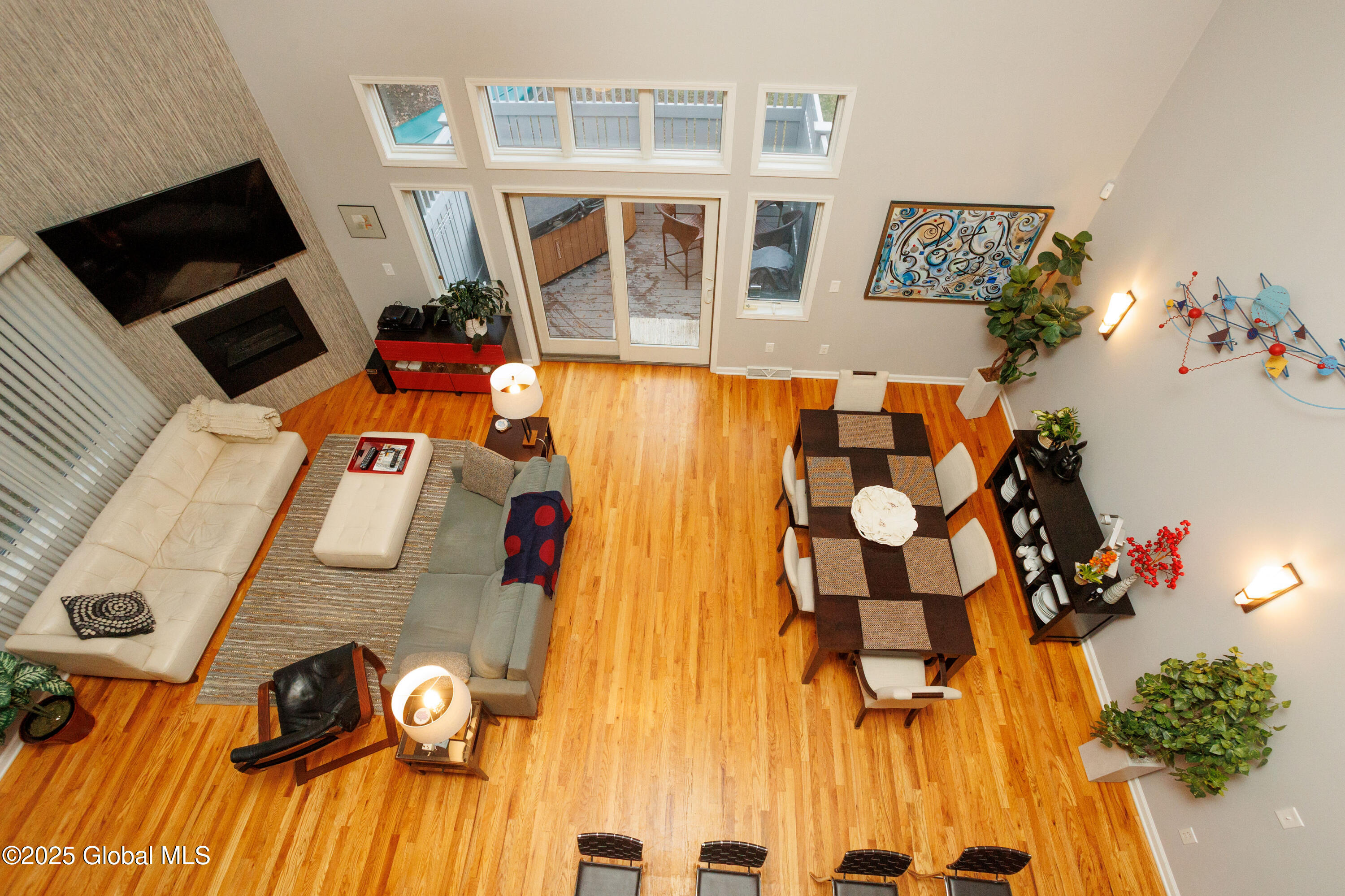 9 Bryn Mawr Court, Albany, New York image 4
