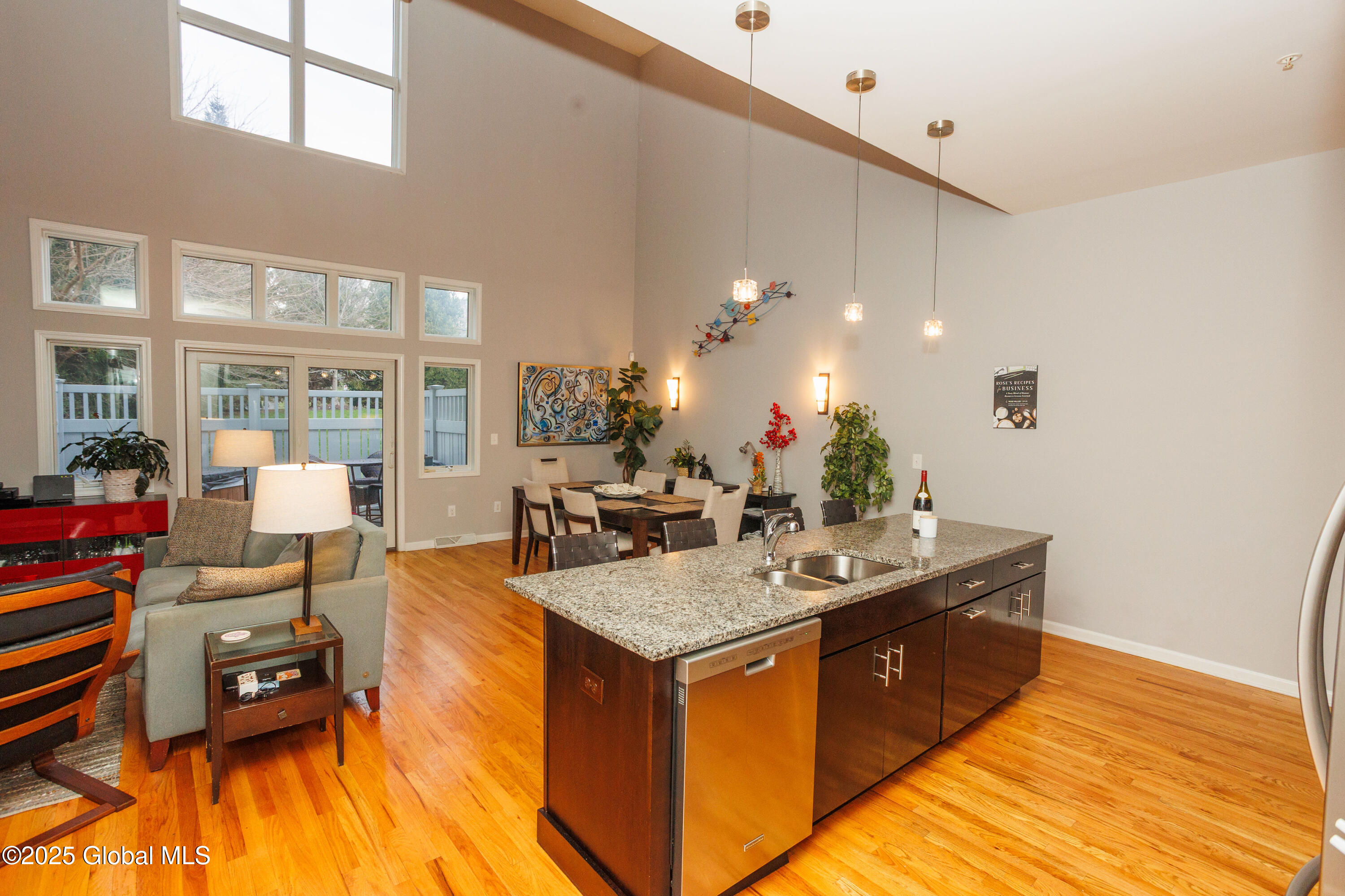 9 Bryn Mawr Court, Albany, New York image 5