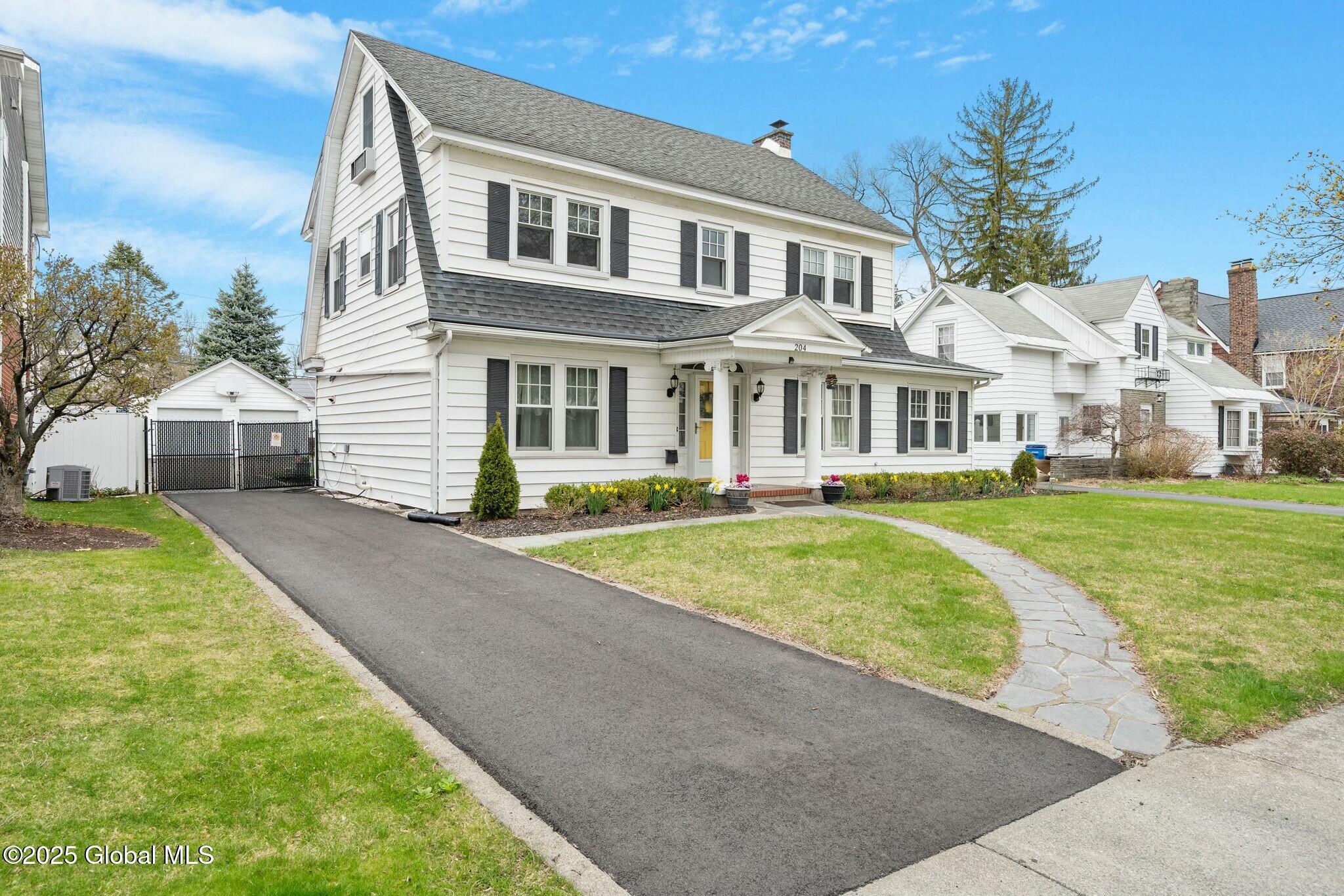 204 Lenox Avenue, Albany, New York image 3