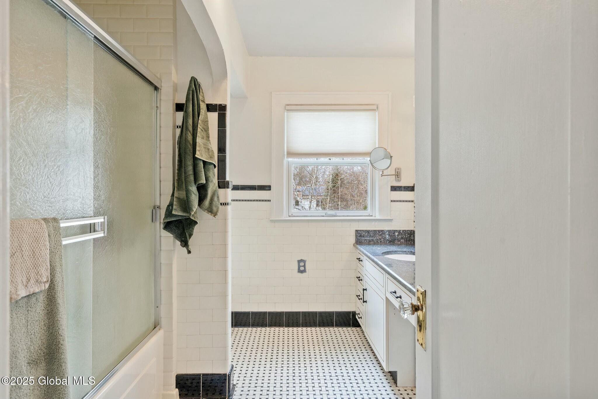 204 Lenox Avenue, Albany, New York image 24