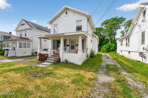 Photo of 33 Osborne Road, Colonie, NY 12205 (MLS # 202619530)