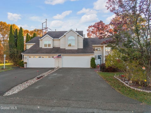 Photo for 988 Sterling Ridge Drive