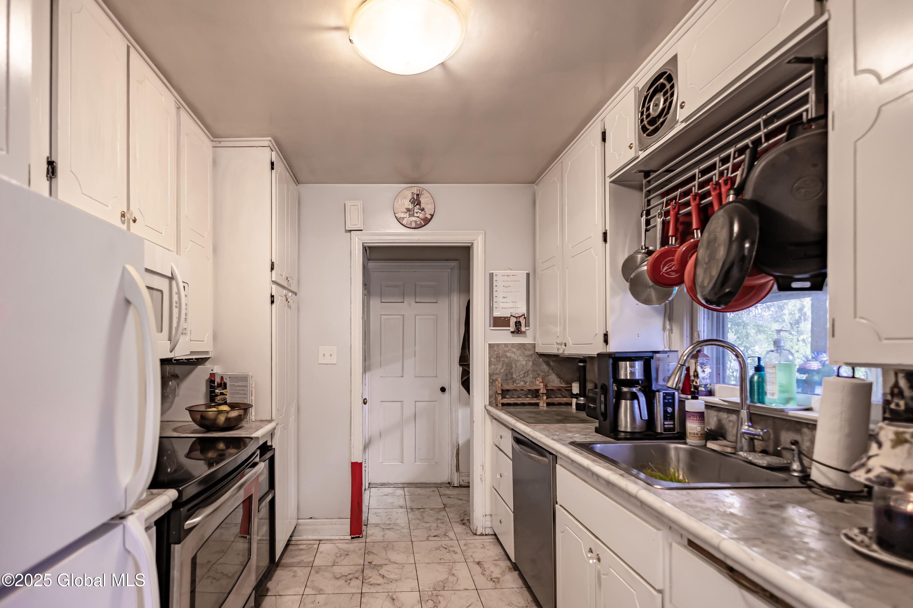 12 Onderdonk Road, Glenville, New York image 10