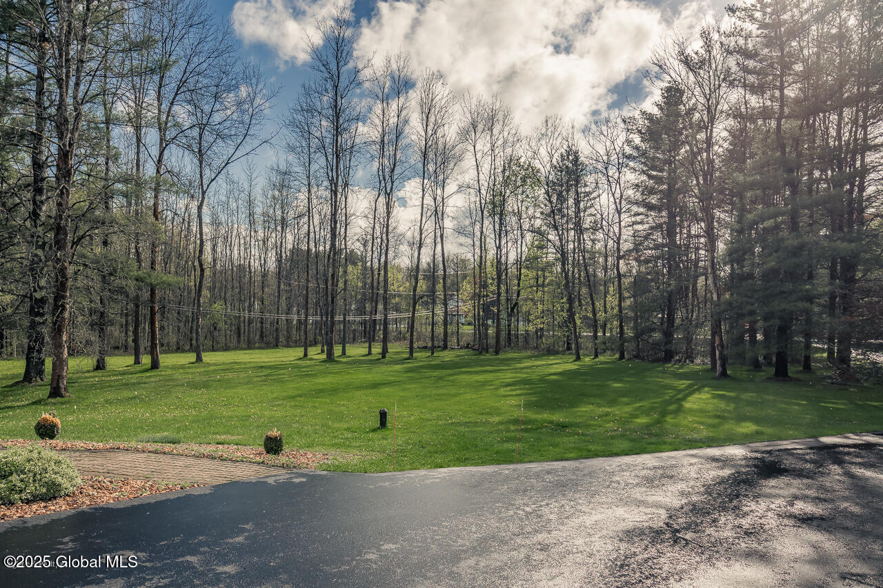 1211 County Highway 126, Amsterdam, New York image 16