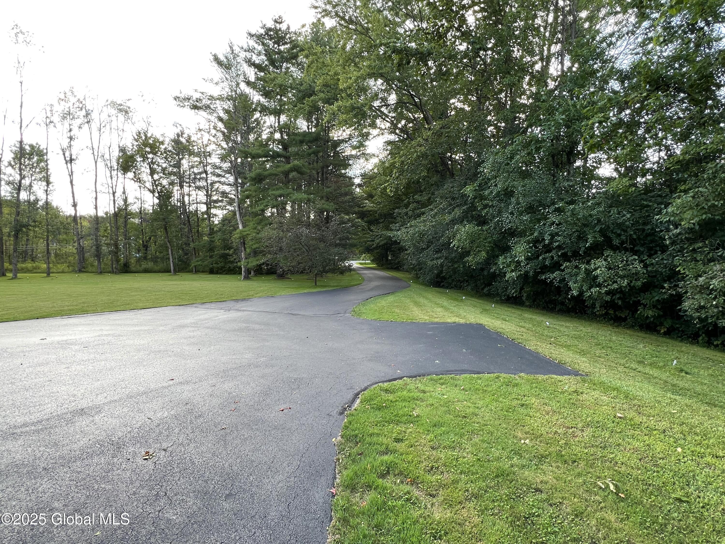 1211 County Highway 126, Amsterdam, New York image 4