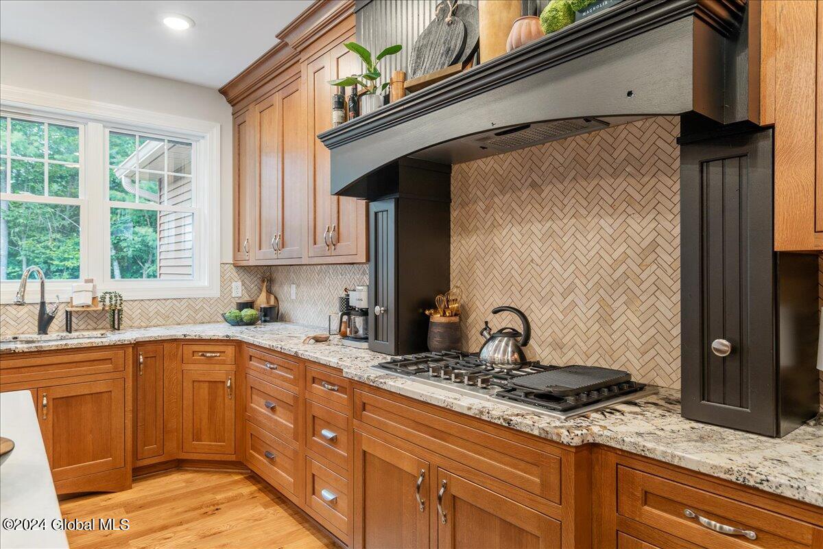 17 Kenmore Drive, Queensbury, New York image 27