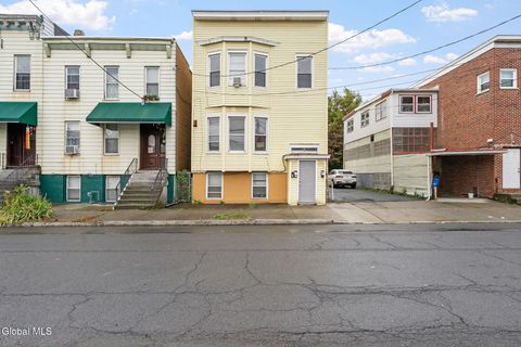 Photo of 292 Catherine Street, Albany, NY 12209 (MLS # 202527880)
