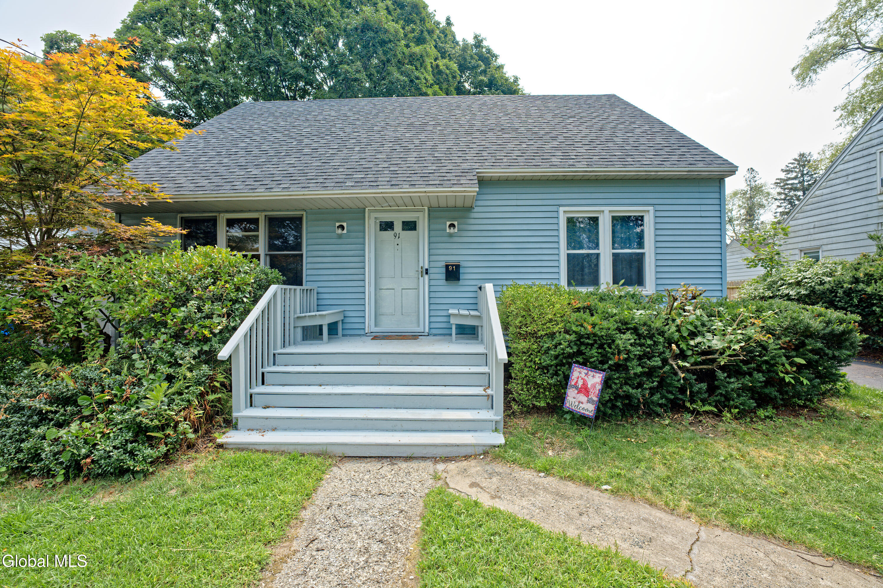 91 Pinehurst Avenue