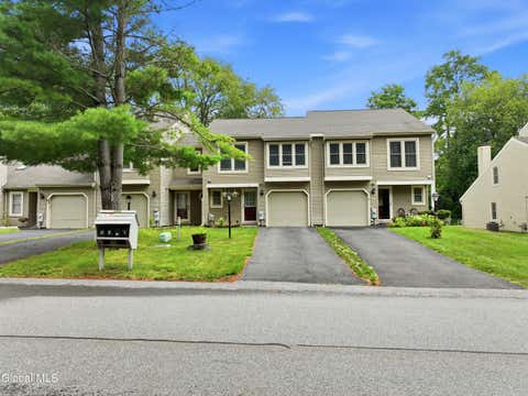 Photo of 10 Flintlock Lane, Halfmoon, NY 12065 (MLS # 202623136)