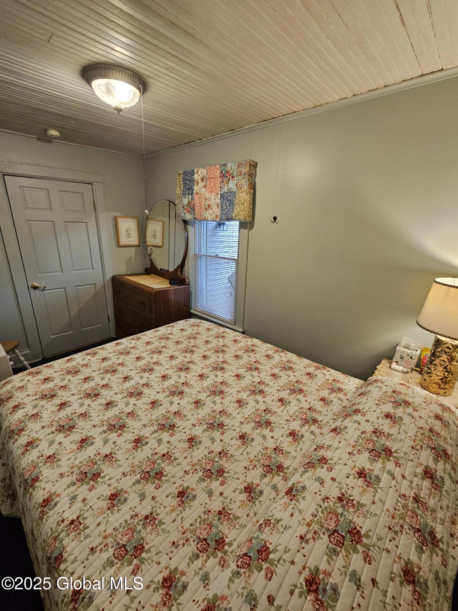 57 Park Street, Gloversville, New York image 14