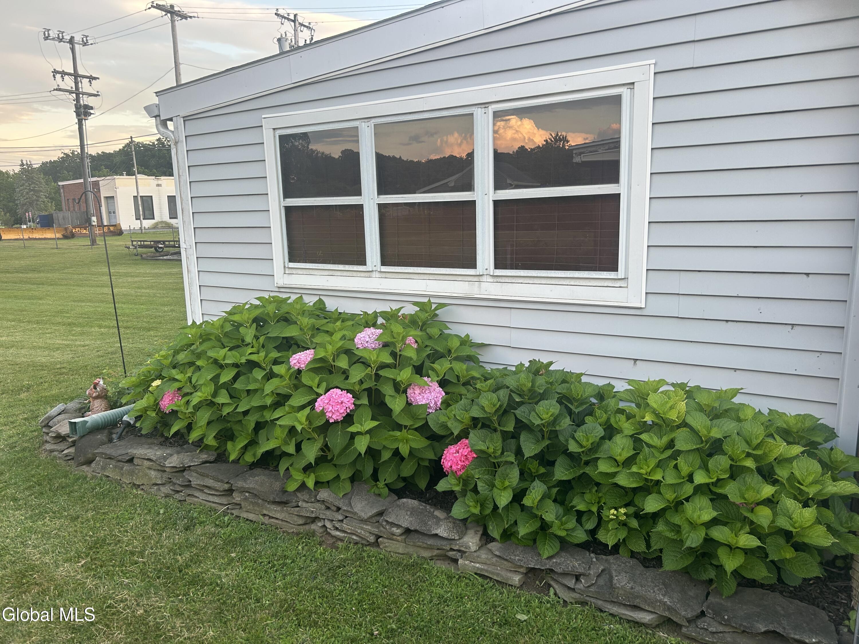811 Duanesburg