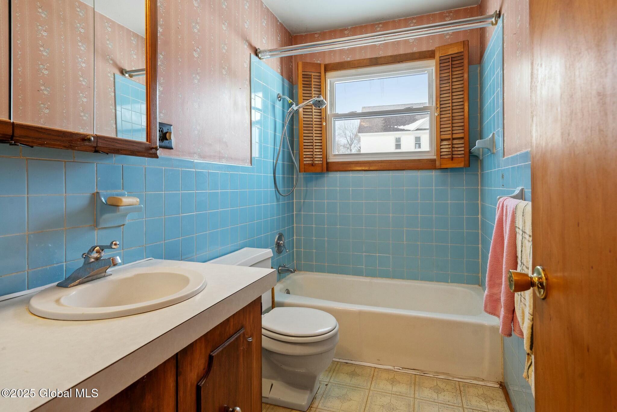 21 Julia Street, Amsterdam, New York image 23