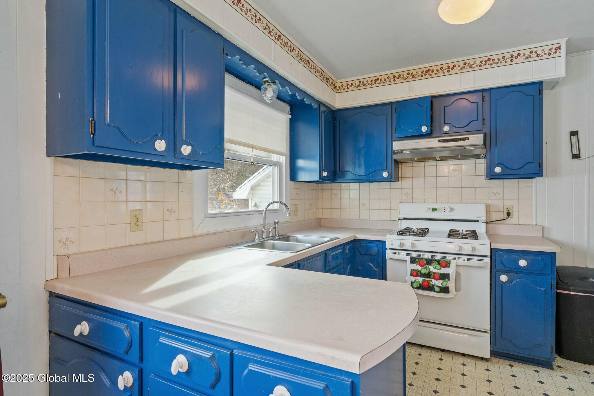 21 Julia Street, Amsterdam, New York image 21