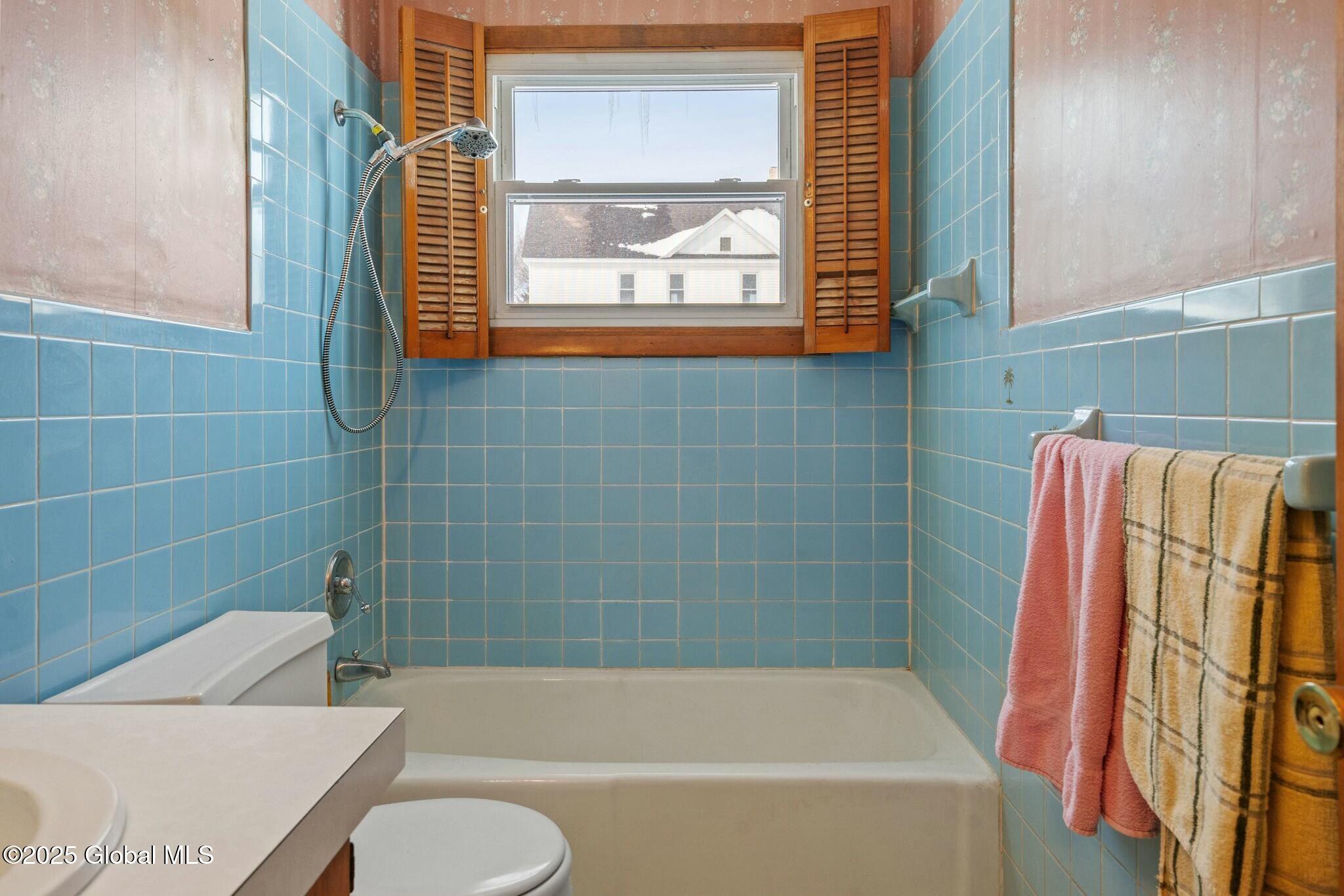 21 Julia Street, Amsterdam, New York image 24