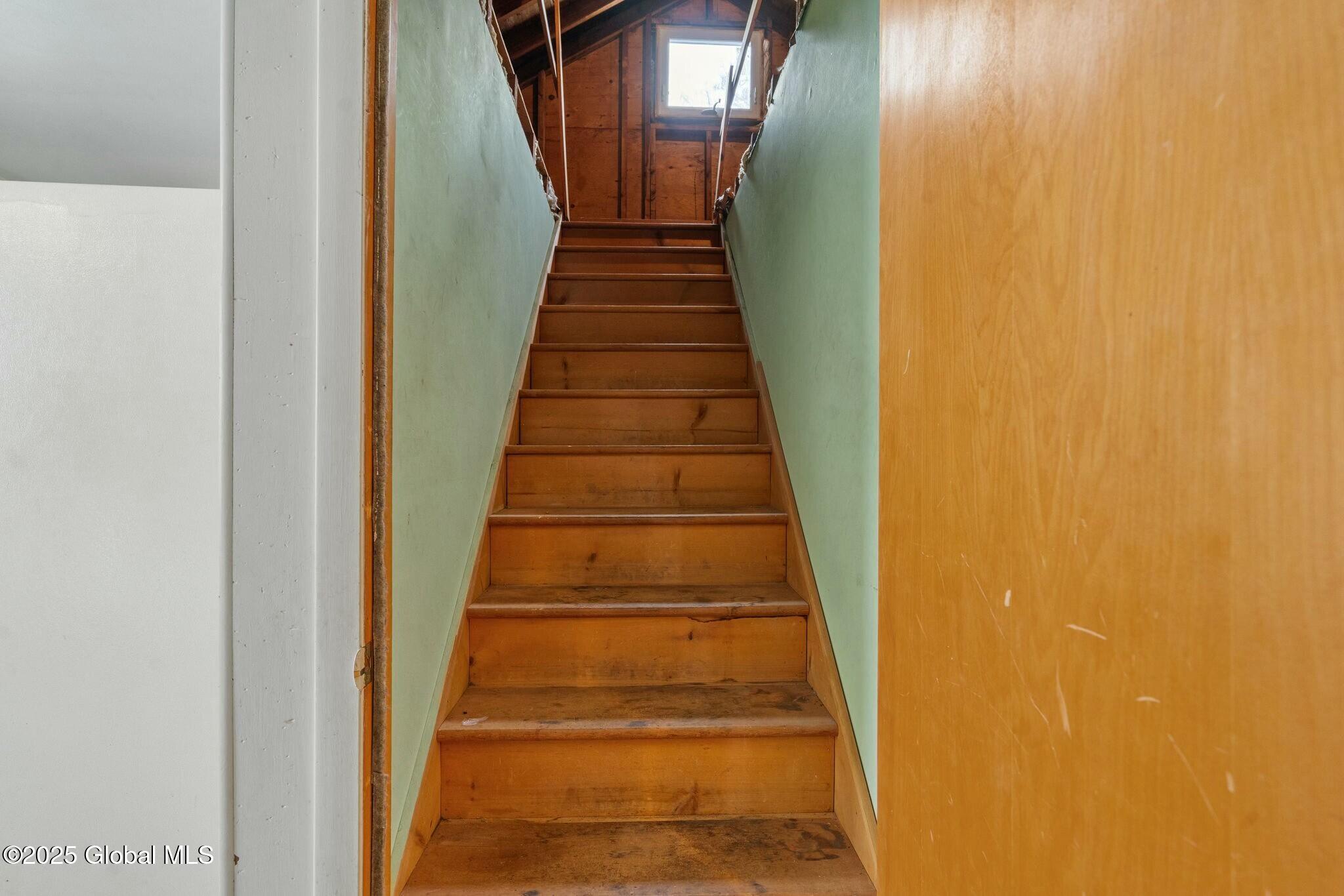 21 Julia Street, Amsterdam, New York image 32