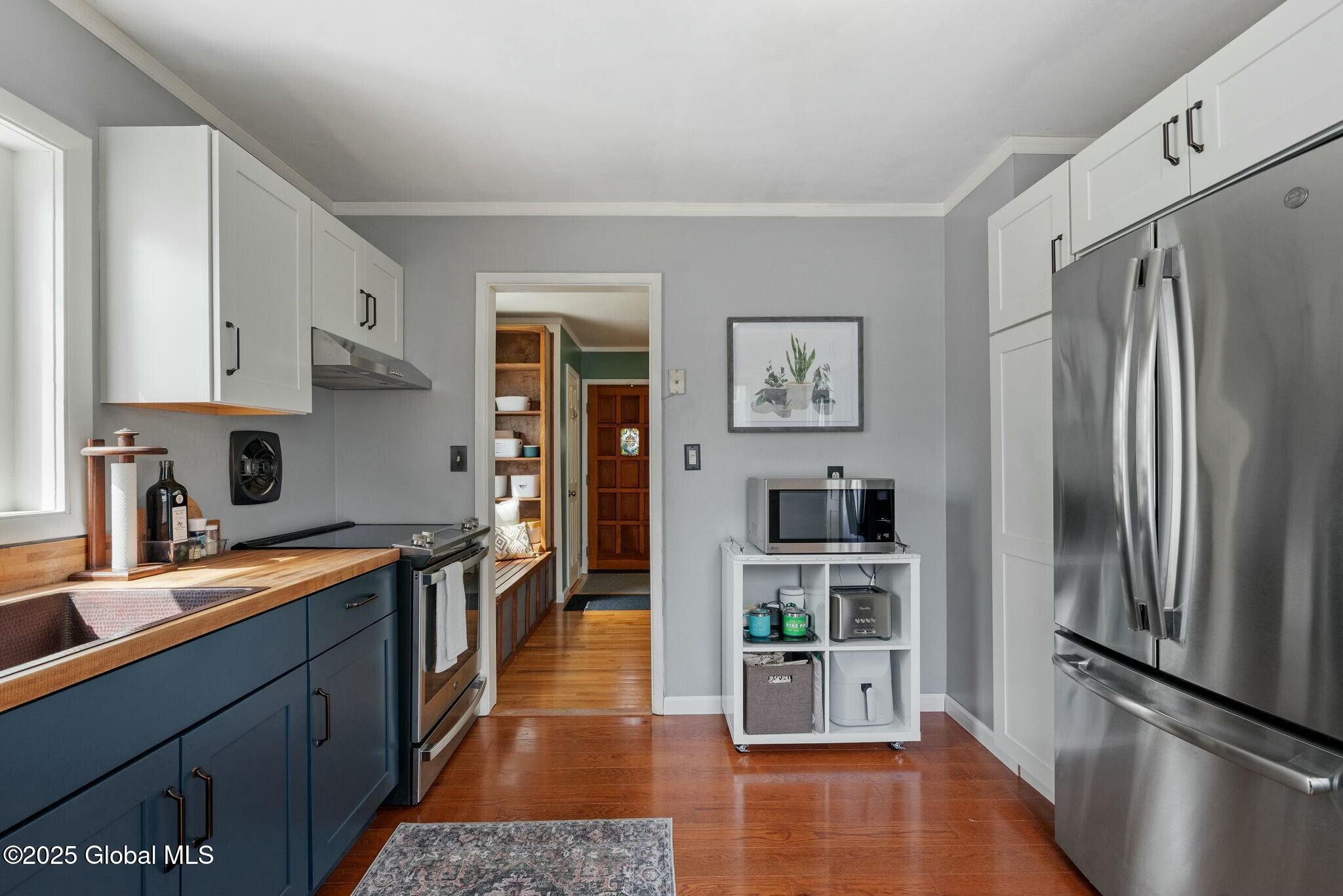 65 Mill Road, Latham, New York image 3