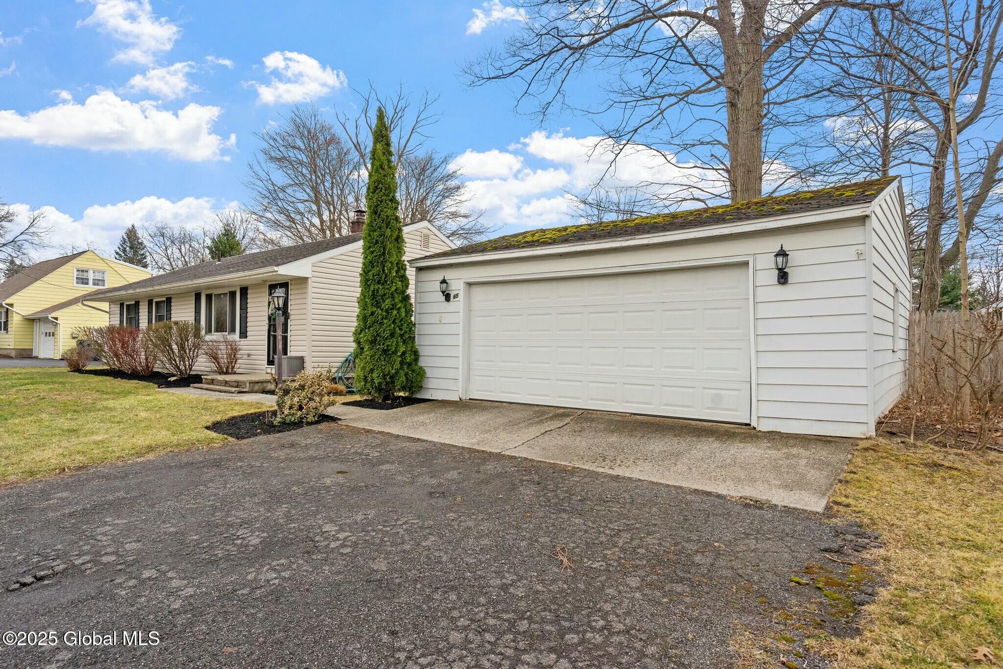 65 Mill Road, Latham, New York image 28