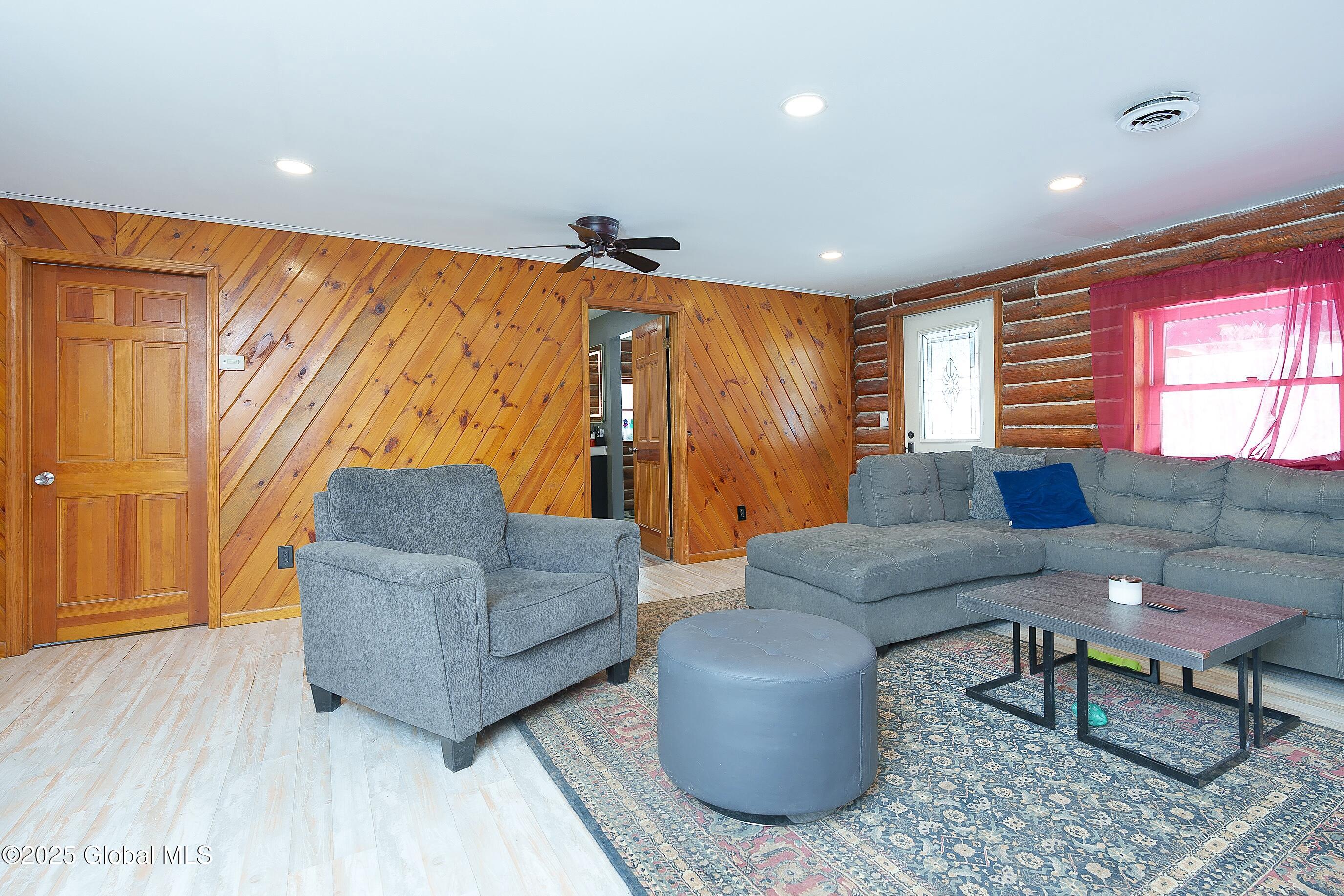 59 Spring Avenue, Gloversville, New York image 10