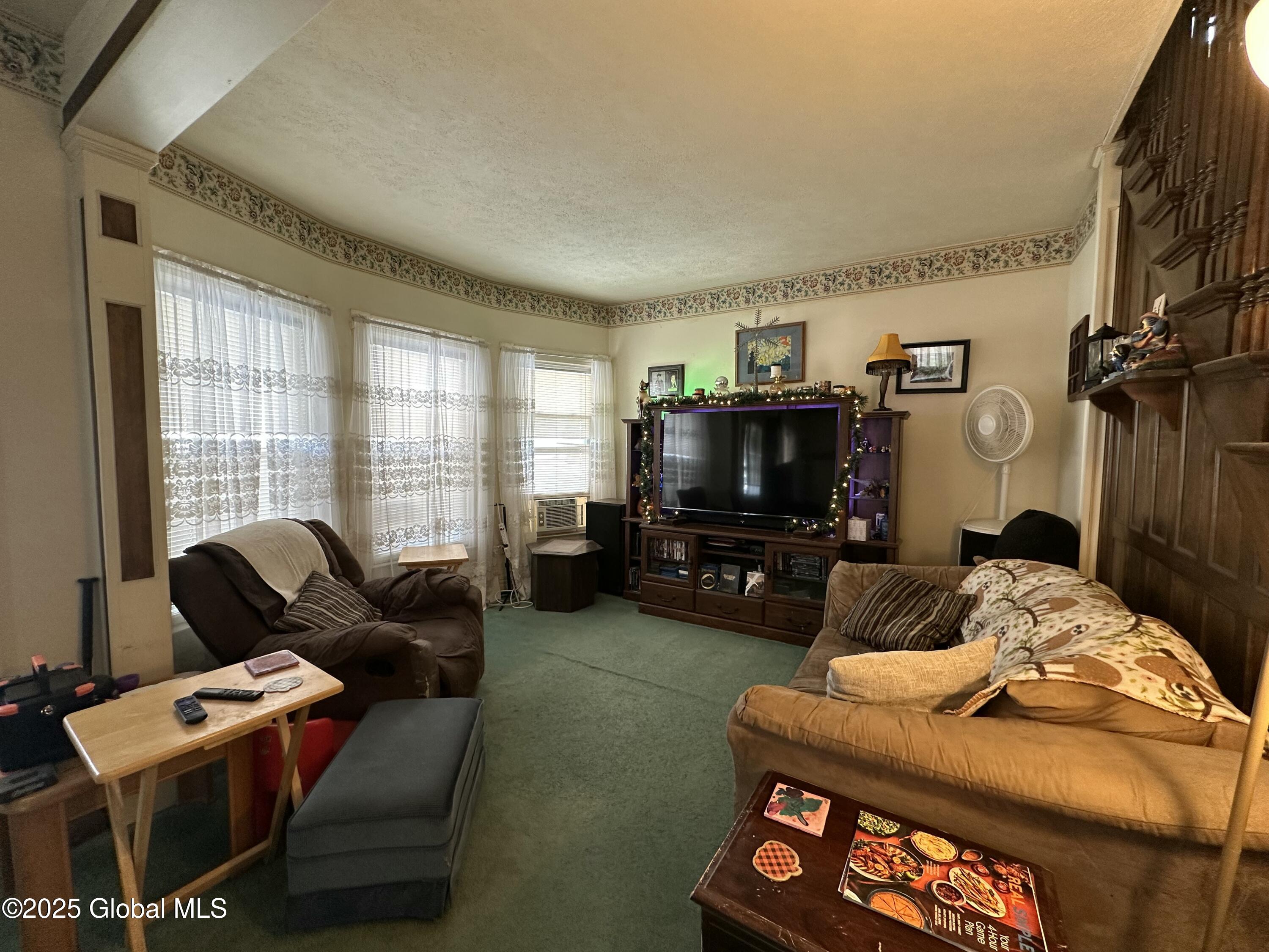 13 Darwin Avenue, Glens Falls, New York image 8