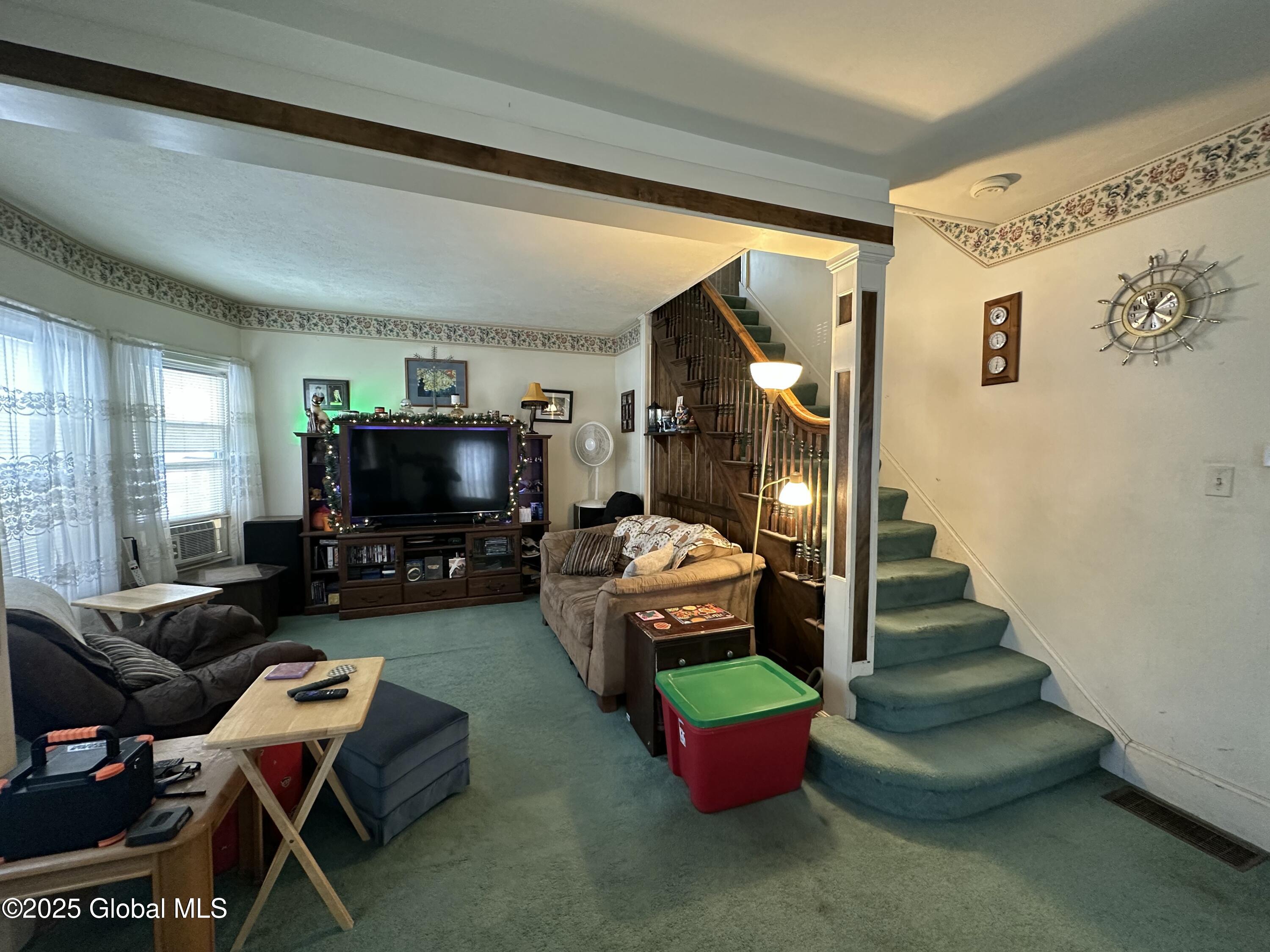 13 Darwin Avenue, Glens Falls, New York image 4