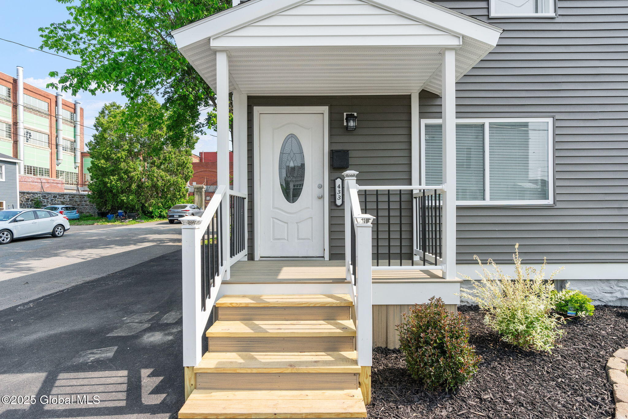 433 9th Street, Watervliet, New York image 3