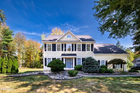 Photo of 34 Hendrik Hudson Way, Halfmoon, NY 12065 (MLS # 202526766)