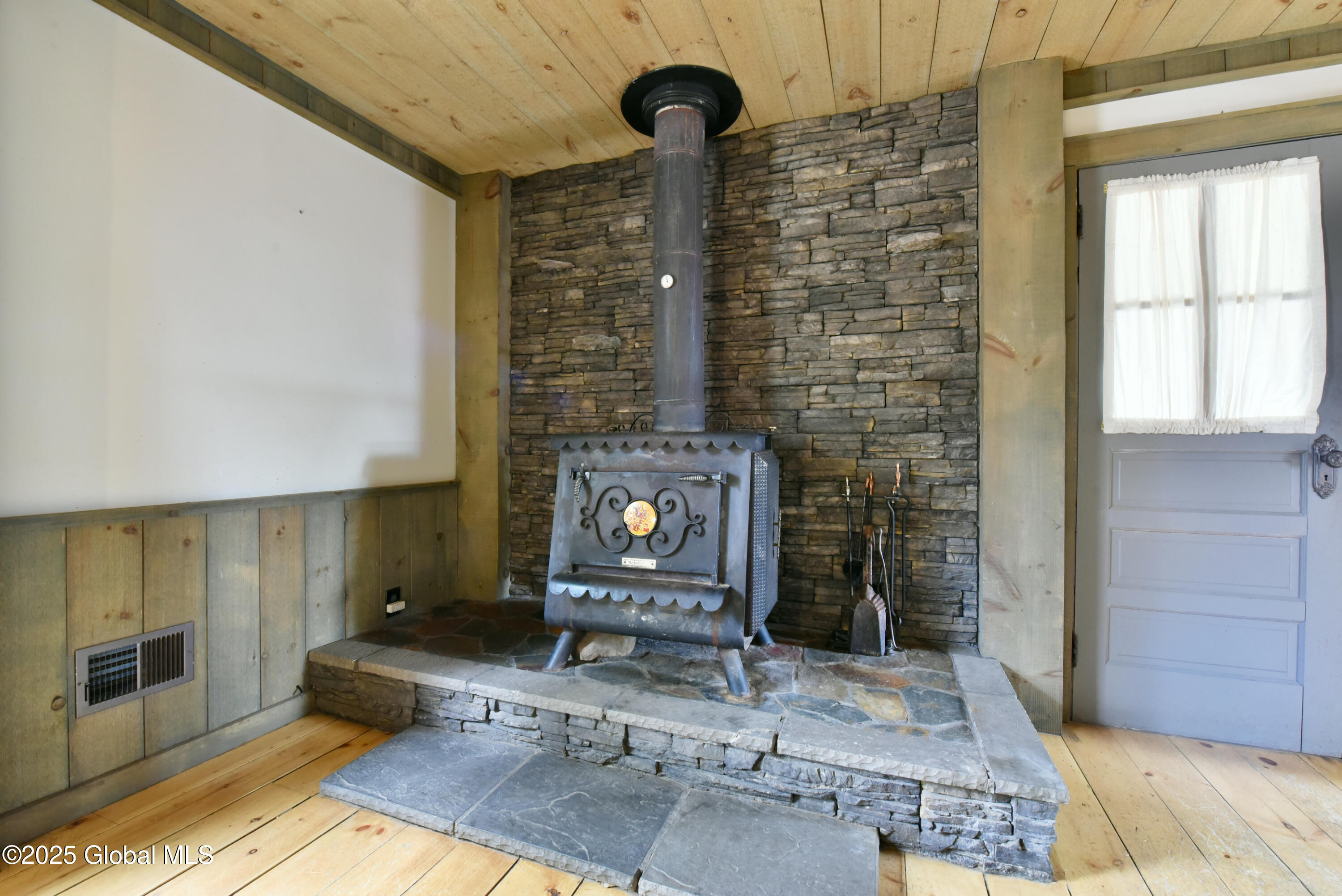 5657 Lake Road, Galway, New York image 15