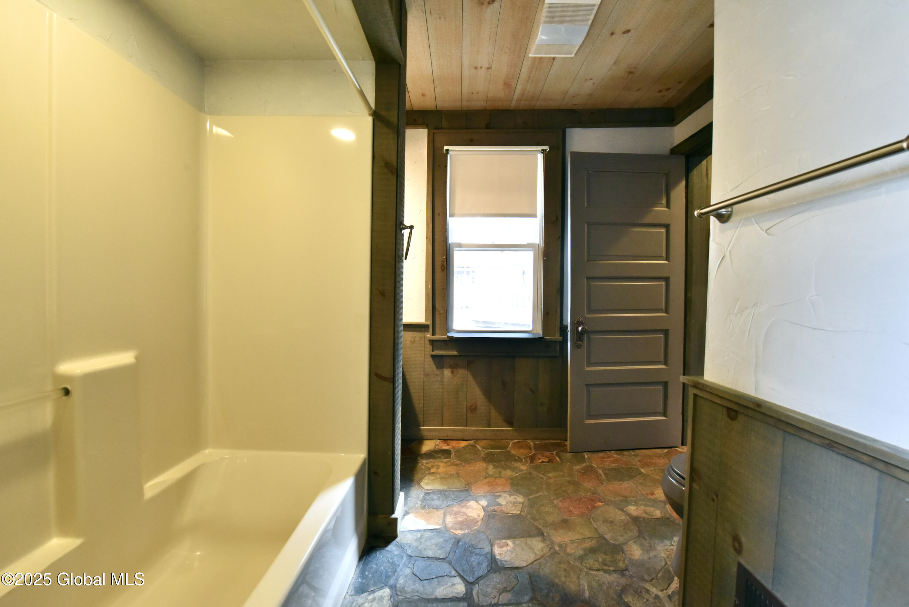5657 Lake Road, Galway, New York image 29