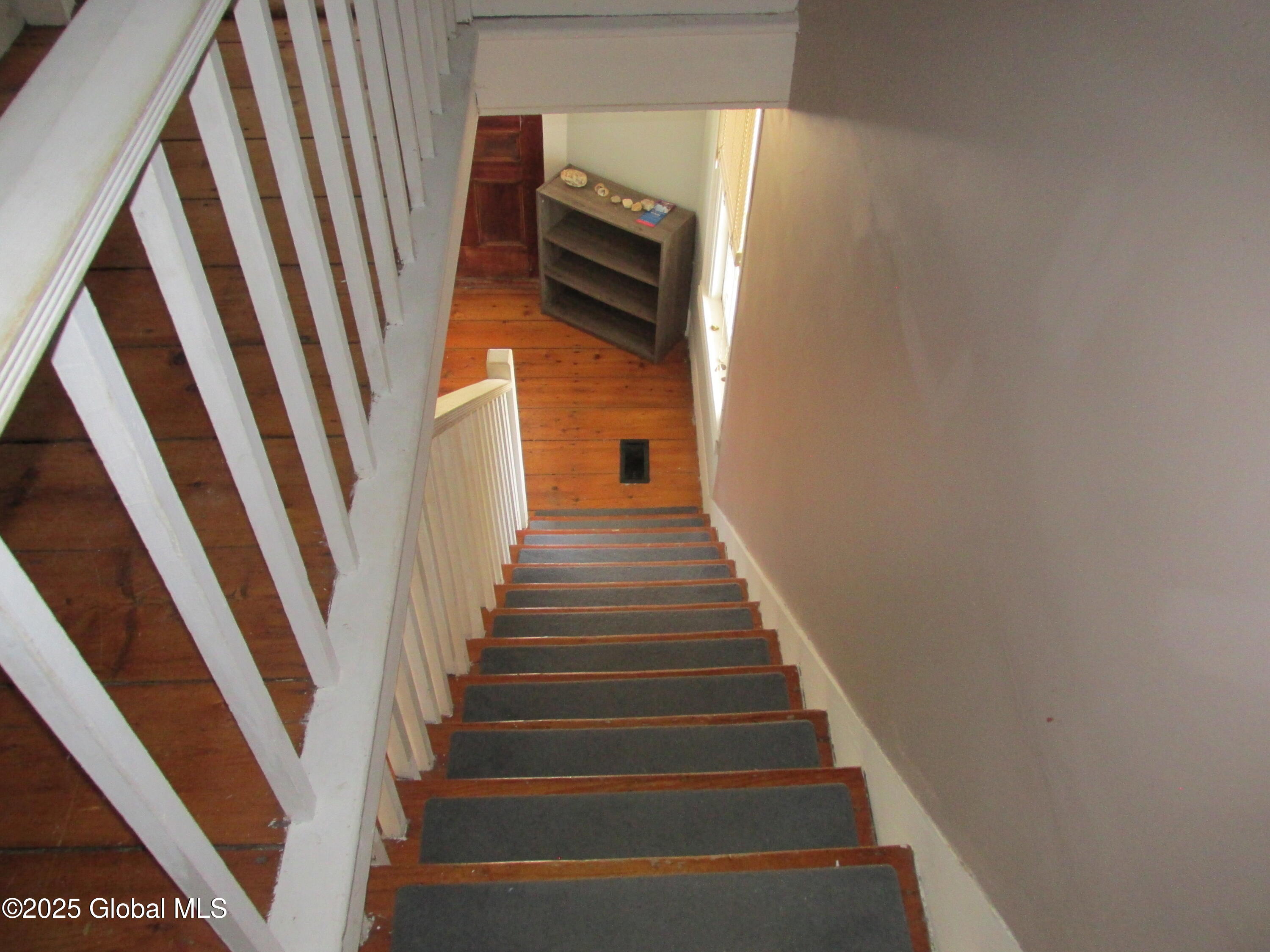 Ghent, New York 12075, United States, 3 Bedrooms Bedrooms, ,2 BathroomsBathrooms,Residential,Active,110297