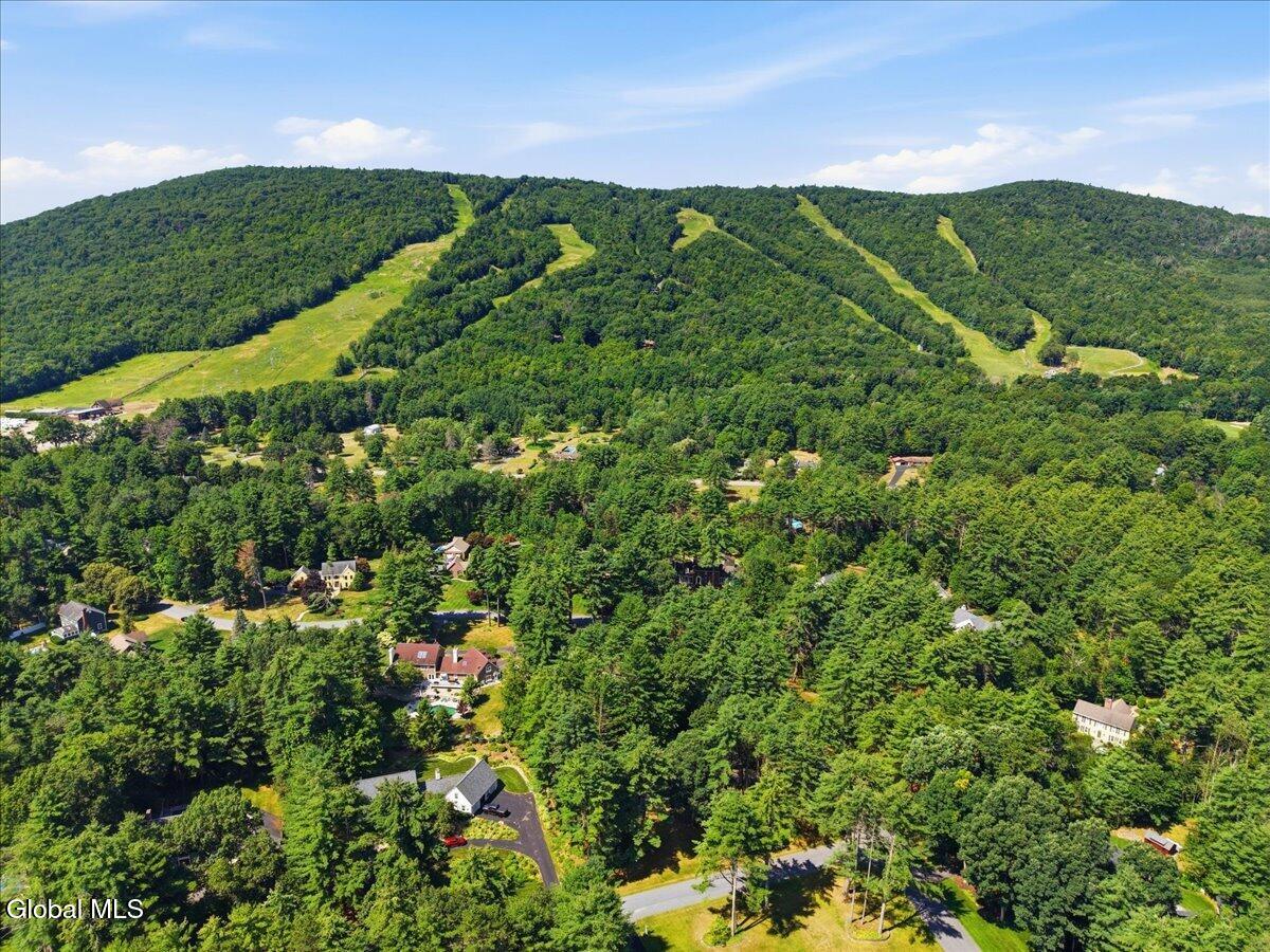 1 Brookshire Trace