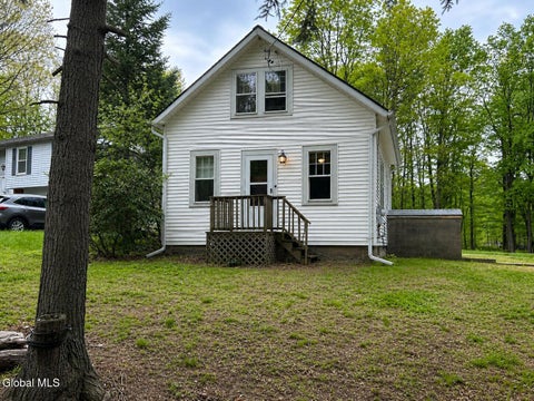 Homes For Sale - 148 Elliot Road<br/> East Greenbush, NY 12061