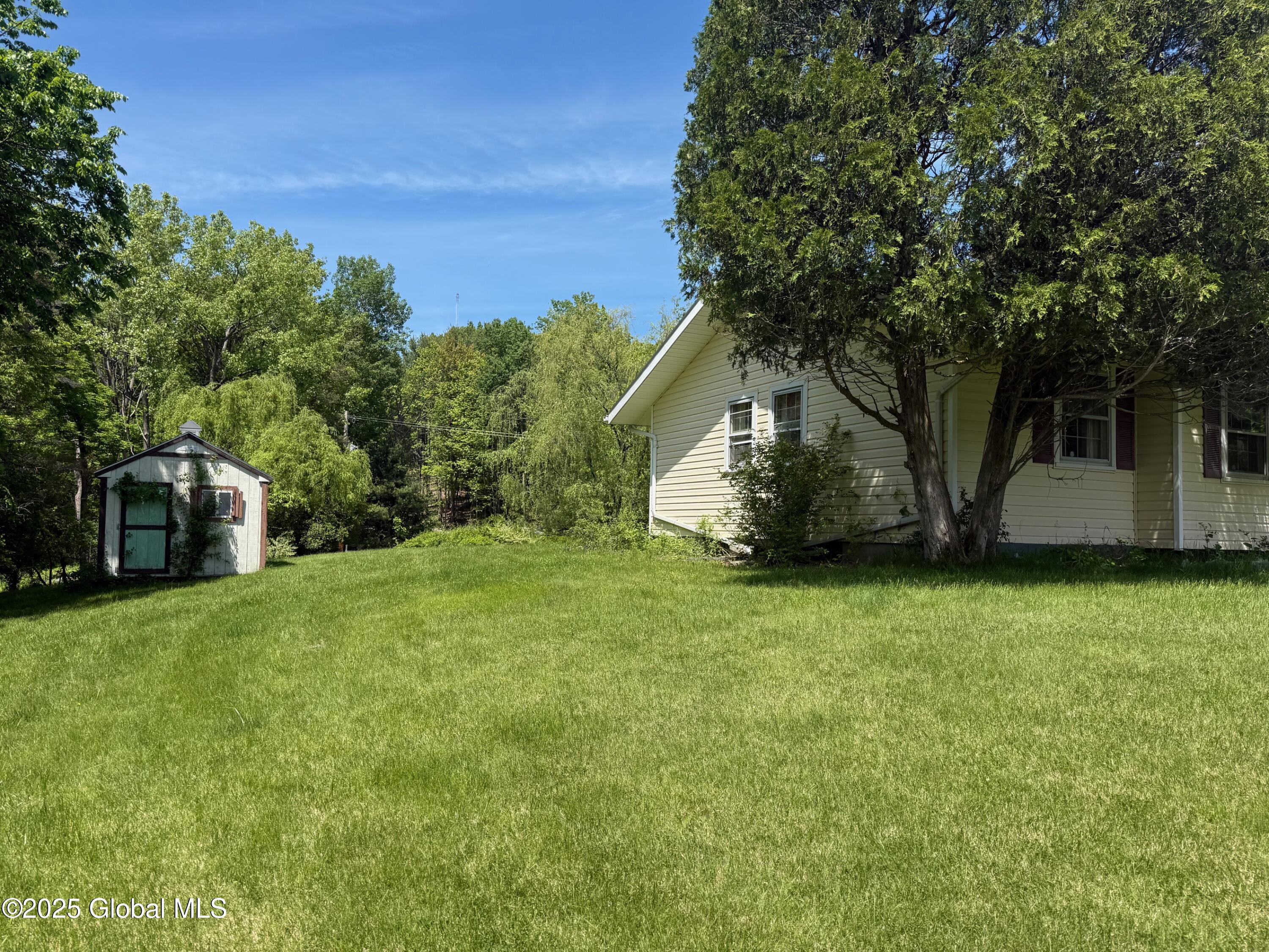 9 Charl Lane, Troy, New York image 2